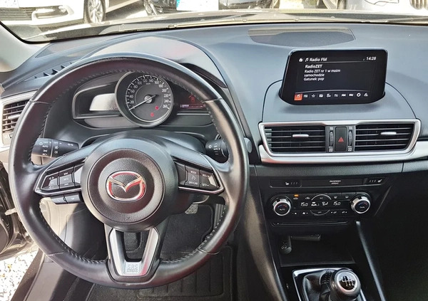 Mazda 3 cena 63900 przebieg: 80000, rok produkcji 2018 z Różan małe 781
